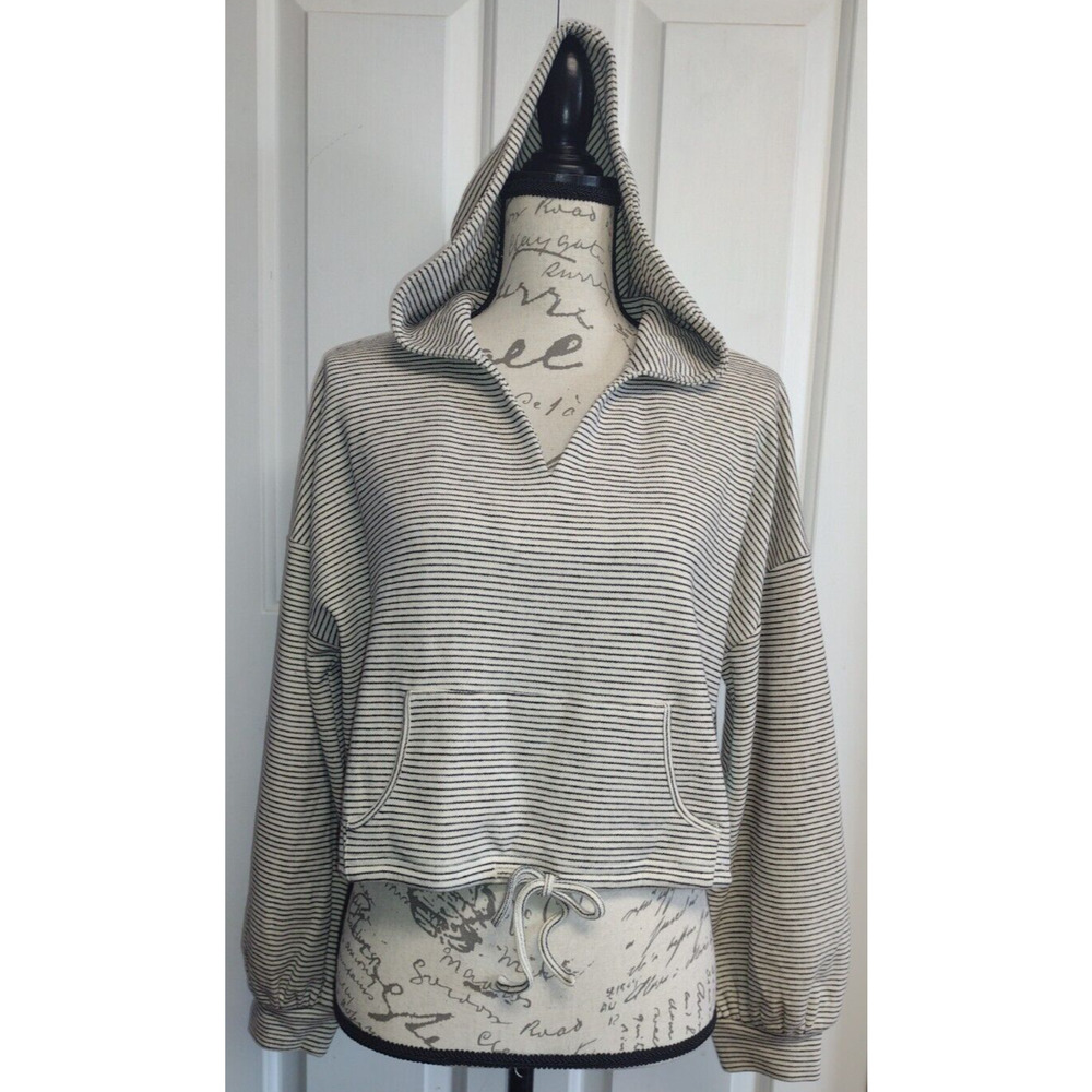 Abound Women's V-Neck Drop Shoulder Drawstring Cropped Hoodie in Ivory Stripe S